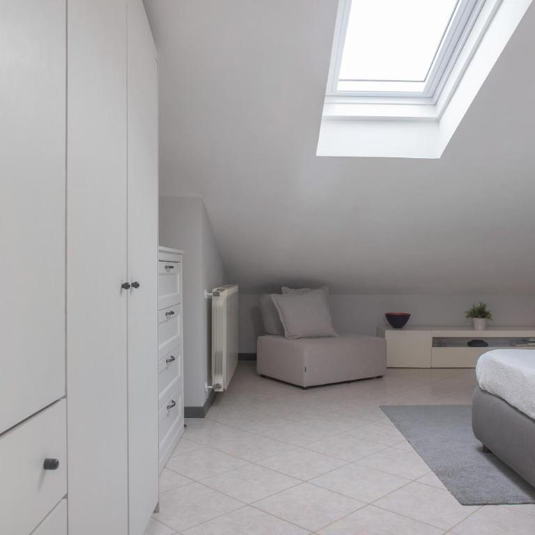 Mansarda Massimo - Verbania Intra - Appartamento Superior con 1 Camera da Letto - 11