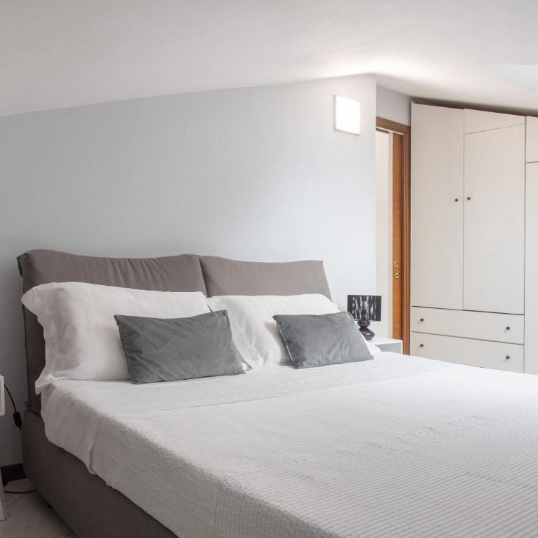 Mansarda Massimo - Verbania Intra - Appartamento Superior con 1 Camera da Letto - 12