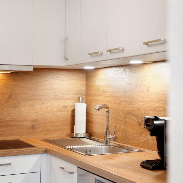 Apart Löffler - Deluxe-Apartment mit 2 Schlafzimmern und Gartenblick - 7