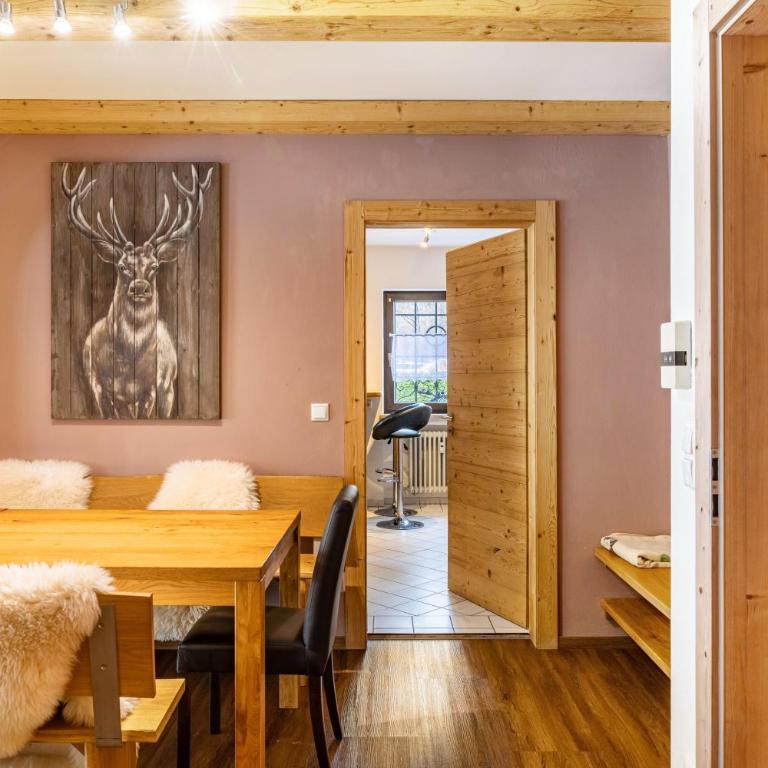 Bergwild - Deluxe-Apartment mit 2 Schlafzimmern und Gartenblick - 12