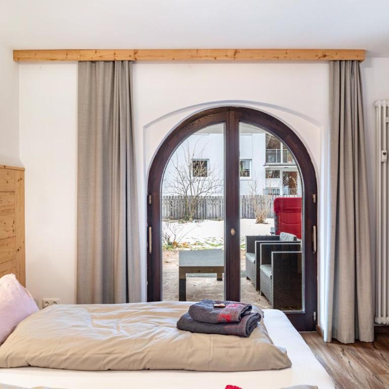 Bergwild - Deluxe-Apartment mit 2 Schlafzimmern und Gartenblick - 18