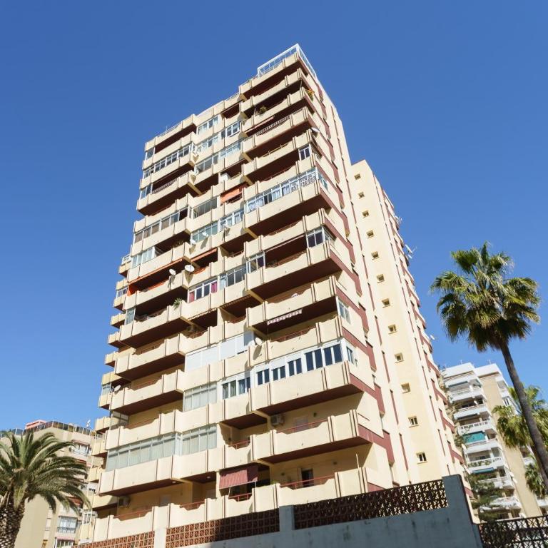 Apartment Los Boliches Diana I - Apartamento Superior con vistas a la ciudad - 20