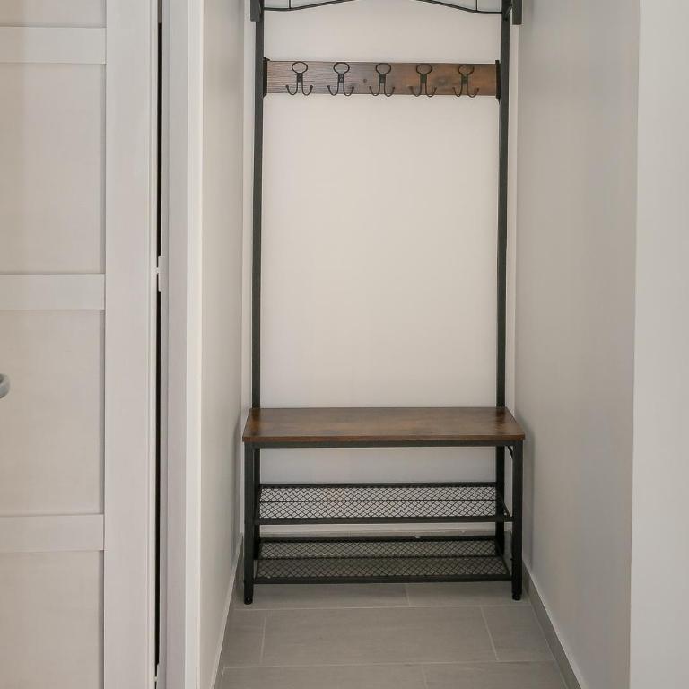 Chalet les Iris - Two-Bedroom Deluxe Apartment with Garden View - 24