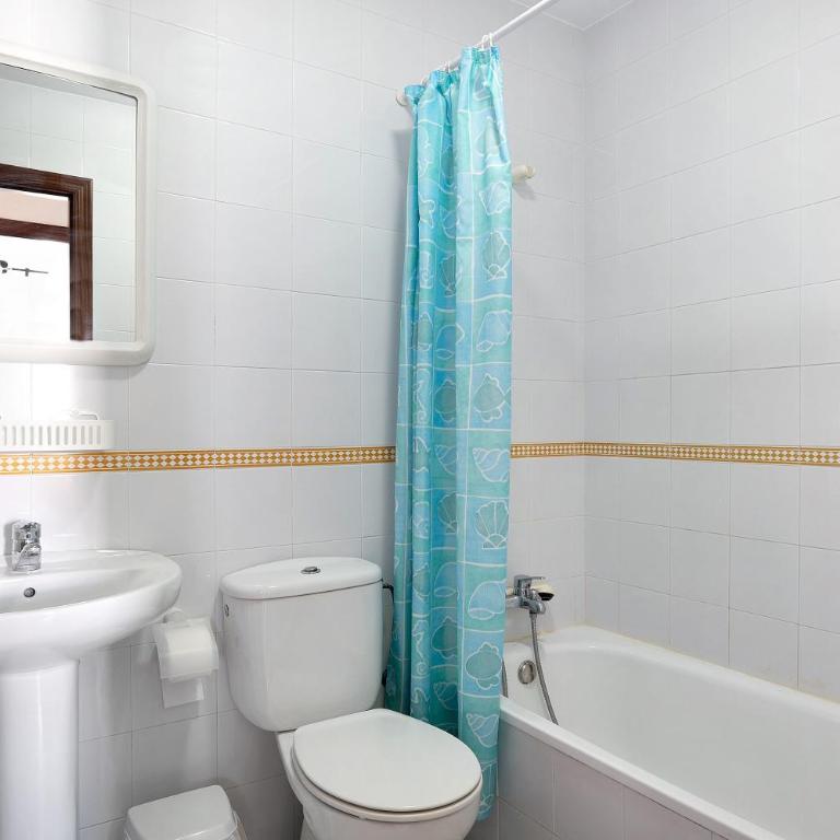 Piso Fábrica - Solo Familias - Apartamento Premium de 3 dormitorios con balcón - 16