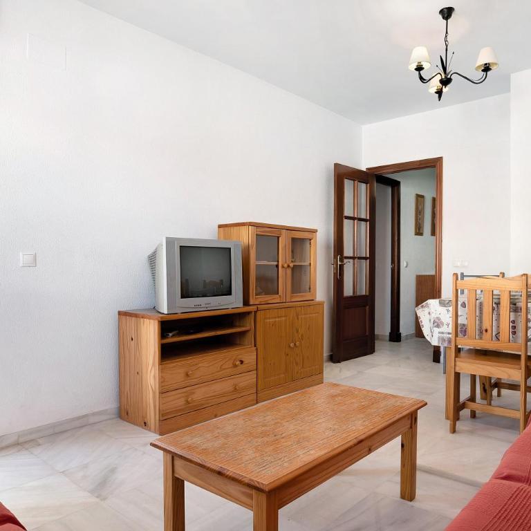 Piso Fábrica - Solo Familias - Apartamento Premium de 3 dormitorios con balcón - 4