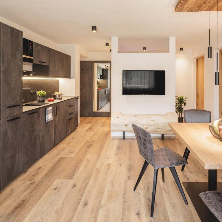 Silva Apartments - App "Timeout" - Appartamento Deluxe con 2 Camere da Letto e Vista Giardino - 2