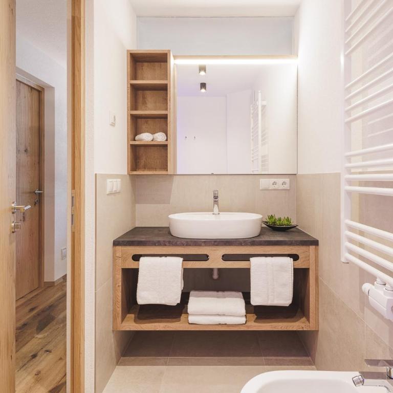 Silva Apartments - App "Timeout" - Appartamento Deluxe con 2 Camere da Letto e Vista Giardino - 6