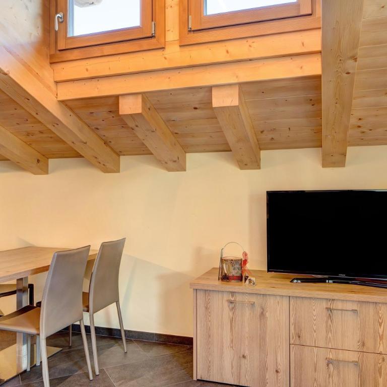 Rasia Residence Relax Wood - Appartamento Deluxe con 2 Camere da Letto e Vista Giardino - 6