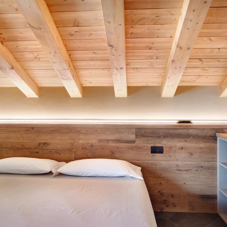 Rasia Residence Relax Wood - Appartamento Deluxe con 2 Camere da Letto e Vista Giardino - 10