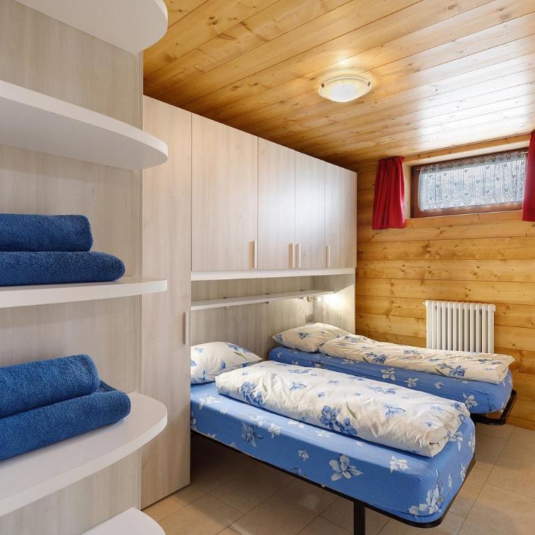 Appartamento Mery - Appartamento Deluxe con 2 Camere da Letto e Vista Giardino - 6