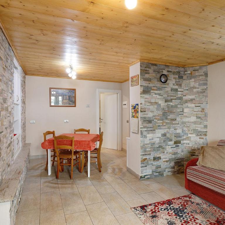Appartamento Mery - Appartamento Deluxe con 2 Camere da Letto e Vista Giardino - 18