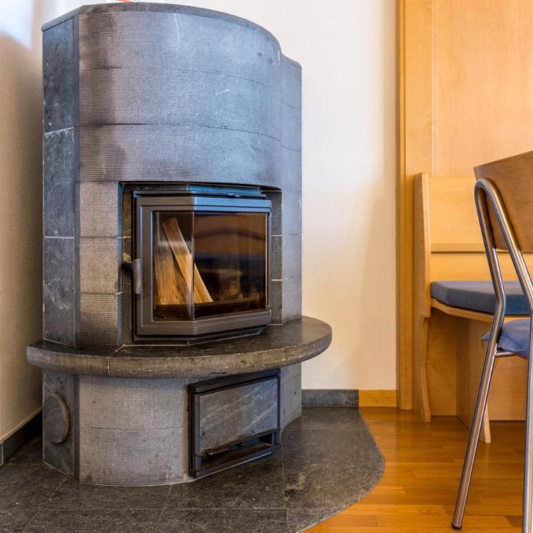 Apartment Vigl Lodge - Three-Bedroom Premium Apartment with Balcony - 4