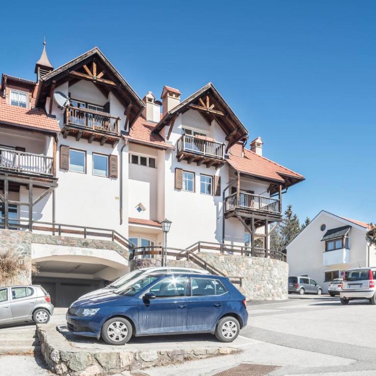 Apartment Vigl Lodge - Three-Bedroom Premium Apartment with Balcony - 24