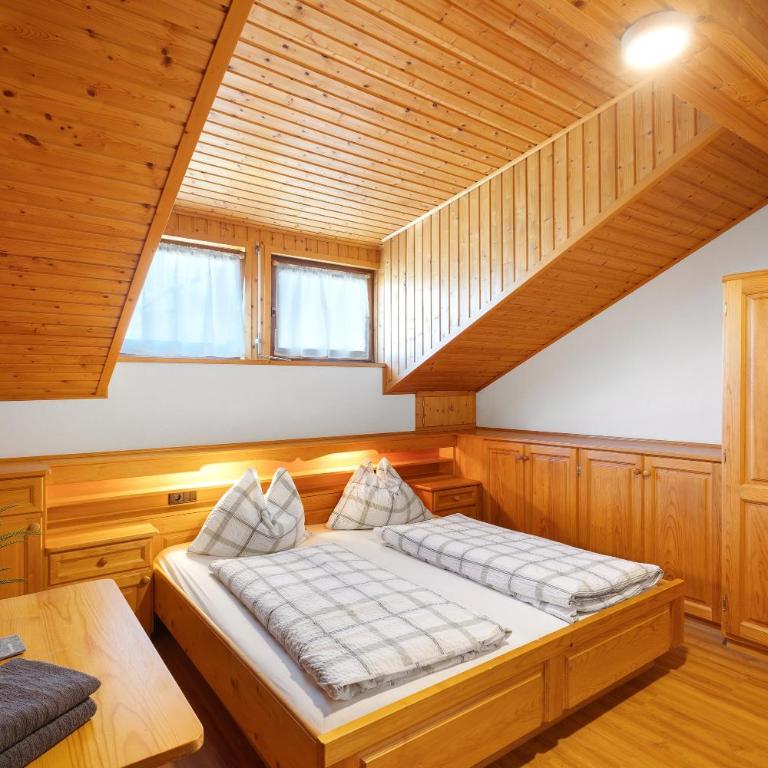 Pension Waldheim Rooms - Habitación Doble con vistas a la montaña - 2