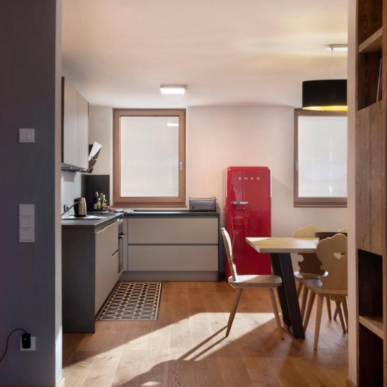 Noreia Granda - Appartamento Deluxe con 2 Camere da Letto e Vista Giardino - 8