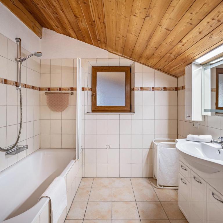 Gartnerhof Apt Sonnenblume - Appartamento Deluxe con 2 Camere da Letto e Vista Giardino - 15