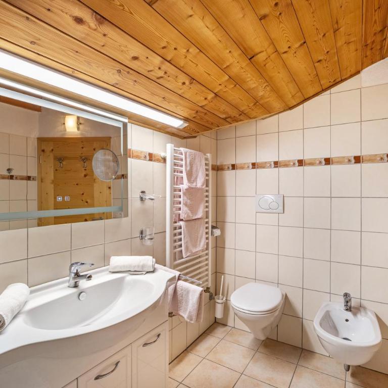 Gartnerhof Apt Sonnenblume - Appartamento Deluxe con 2 Camere da Letto e Vista Giardino - 22