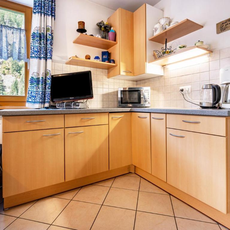 Haus Kofler - Apartment with Terrace - 26
