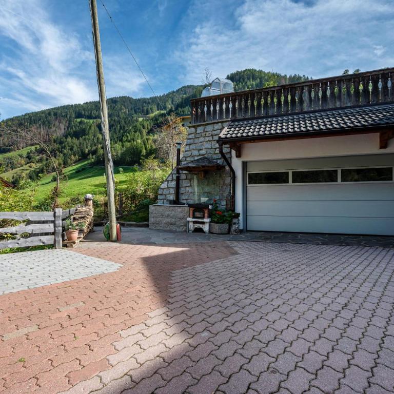 Haus Kofler - Apartment with Terrace - 38