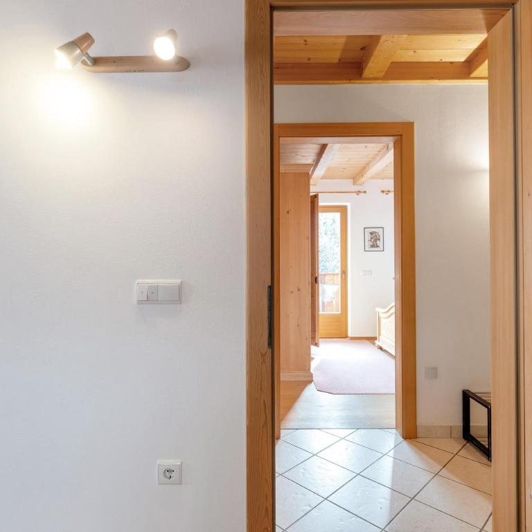 Heinzenhof Welschnofen - Two-Bedroom Deluxe Apartment with Garden View - 24