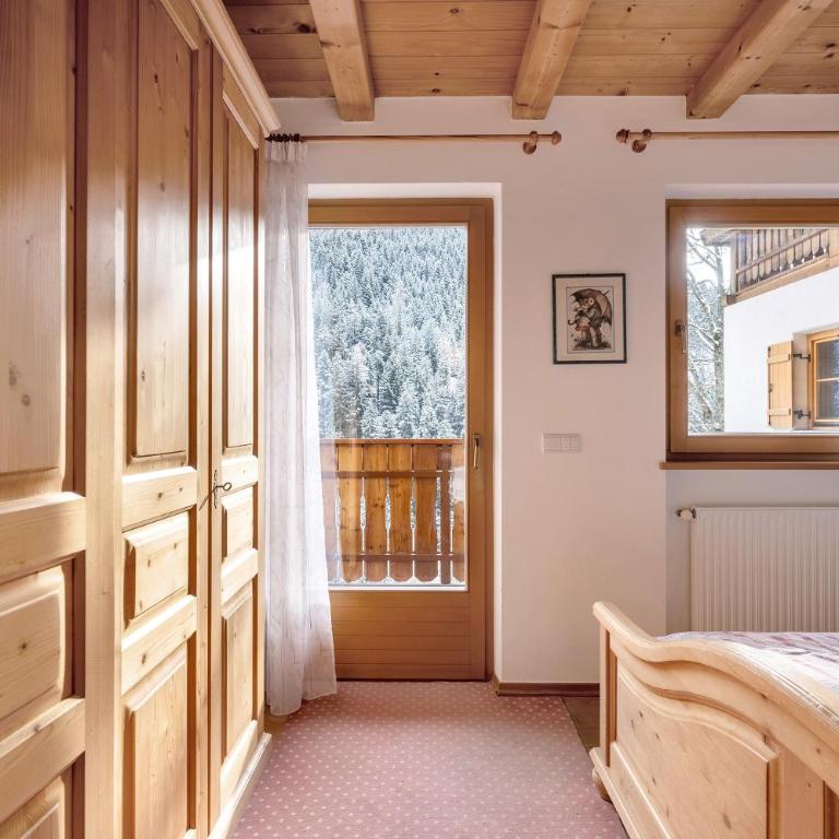 Heinzenhof Welschnofen - Two-Bedroom Deluxe Apartment with Garden View - 13