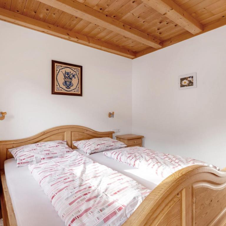 Heinzenhof Welschnofen - Two-Bedroom Deluxe Apartment with Garden View - 12