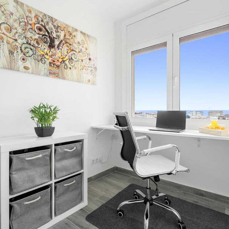 Apartamento moderno y soleado - Apartamento Premium de 3 dormitorios con balcón - 4