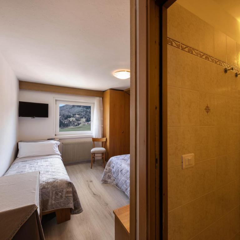Appartamento Primavera 4 - Appartamento Deluxe con 2 Camere da Letto e Vista Giardino - 9