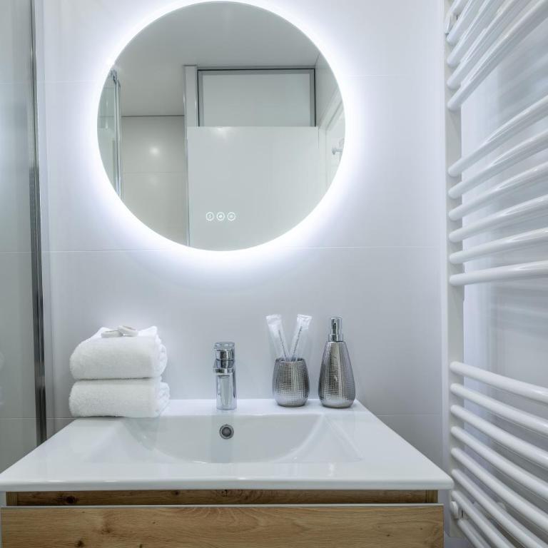 Appartement à Saint-Raphael - Superior One-Bedroom Apartment with Balcony - 18