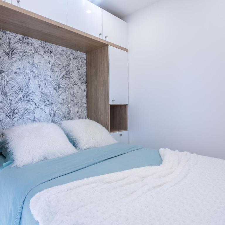 Appartement à Saint-Raphael - Superior One-Bedroom Apartment with Balcony - 14