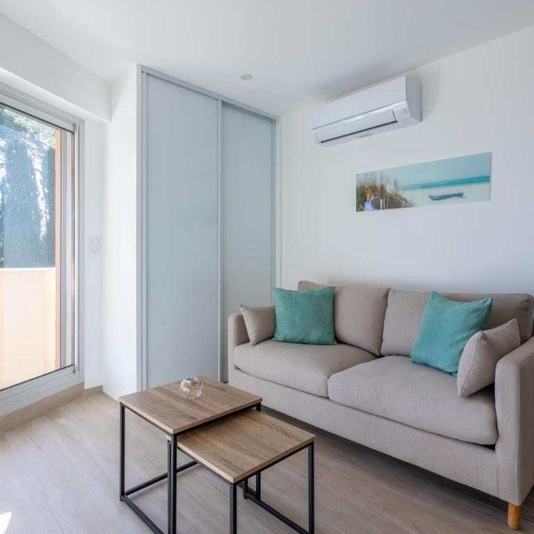 Appartement à Saint-Raphael - Superior One-Bedroom Apartment with Balcony - 1