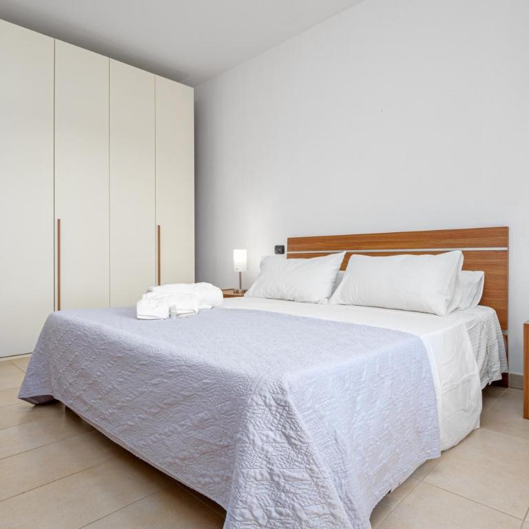 Villa Marconi Apartment 8 - Two-Bedroom Deluxe Apartment with Ocean View - 9