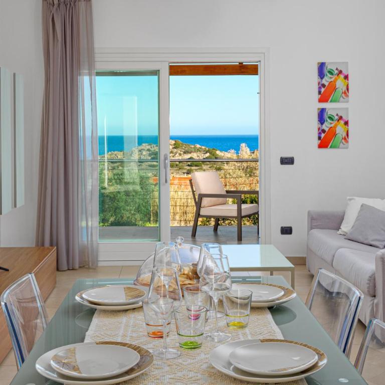 Villa Marconi Apartment 8 - Two-Bedroom Deluxe Apartment with Ocean View - 2