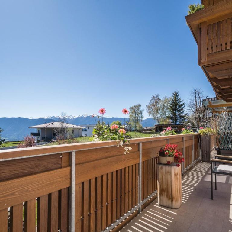 Alber Ferienwohnung Mürri - Two-Bedroom Deluxe Apartment with Garden View - 27