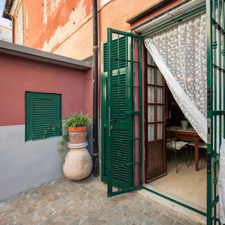 Sestri Ponente House - Superior Apartment with City View - 12