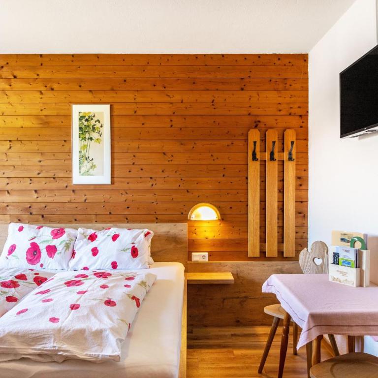 Pension Heidelberg - Vierbettzimmer mit Dusche - 7
