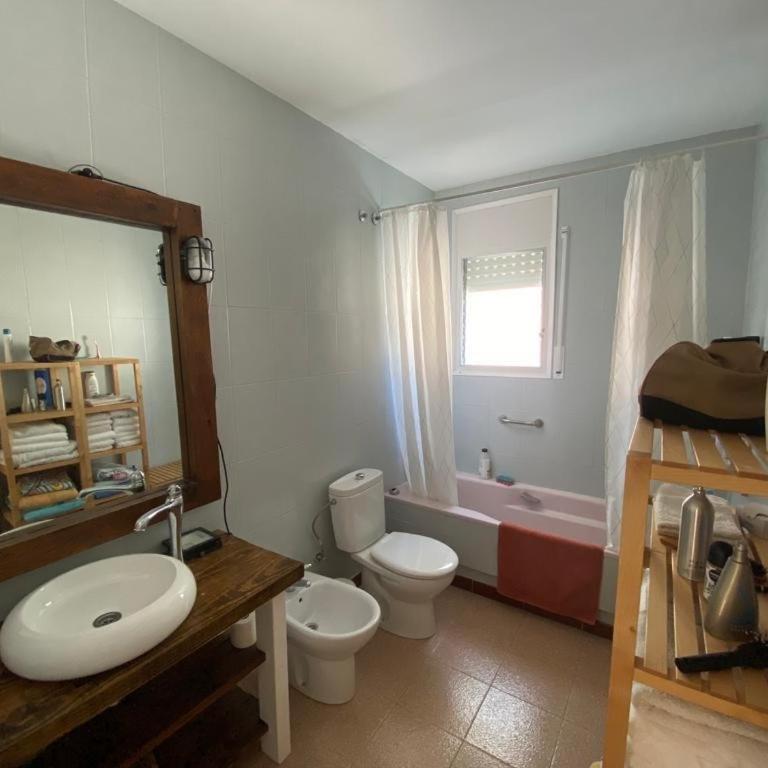 Lola's Beach House - Casa - 17