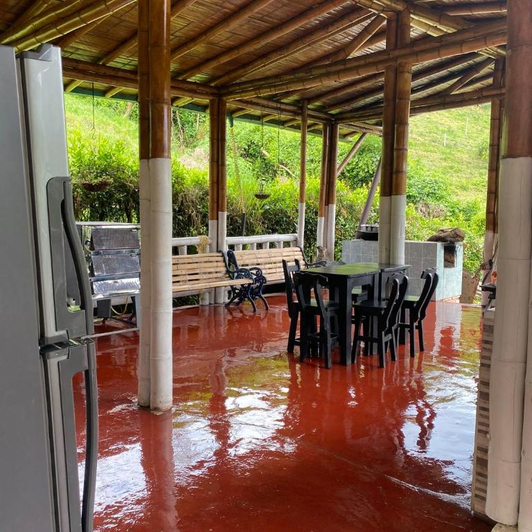 Casa campestre con piscina privada 20 personas - Four-Bedroom House - 16