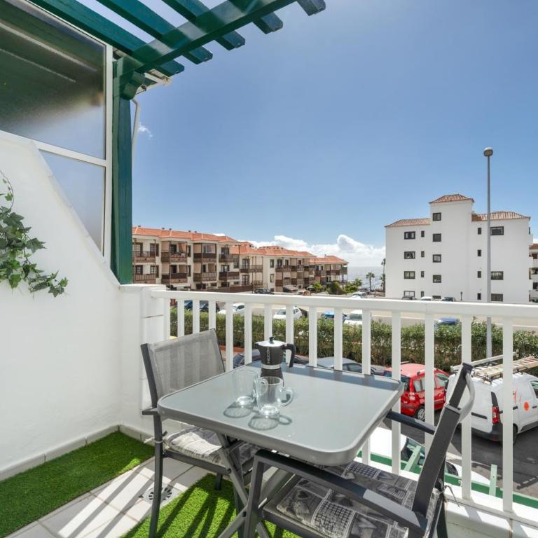 Luminoso Piso Costa del Silencio - Apartamento Superior de 1 dormitorio con balcón - 2