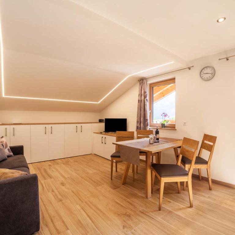Innergasserhof Ferienwohnung Enzian - Appartamento Superior con 1 Camera da Letto e Balcone - 3