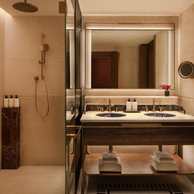 Four Seasons Hotel Mexico City - Deluxe King Room - 4