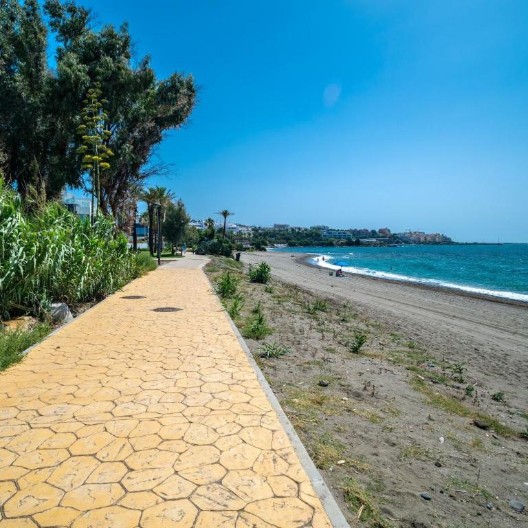 Spacious Beachfront Holiday Home - Casa de 3 dormitorios - 41