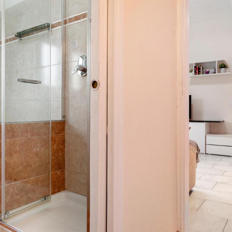 Albachiara - Appartamento con doccia - 29