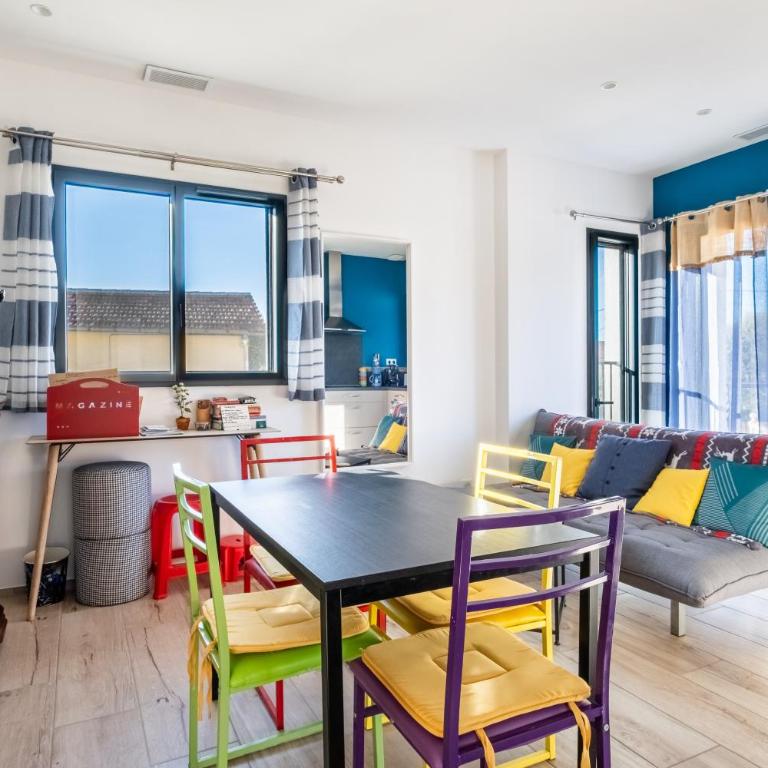 T3 Cros De Cagnes Bord De plage - Two-Bedroom Deluxe Apartment with Garden View - 4