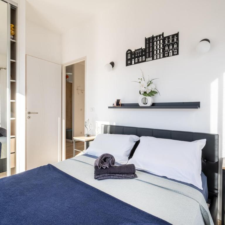 T3 Cros De Cagnes Bord De plage - Two-Bedroom Deluxe Apartment with Garden View - 14