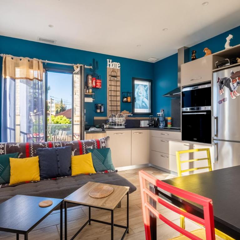 T3 Cros De Cagnes Bord De plage - Two-Bedroom Deluxe Apartment with Garden View - 6