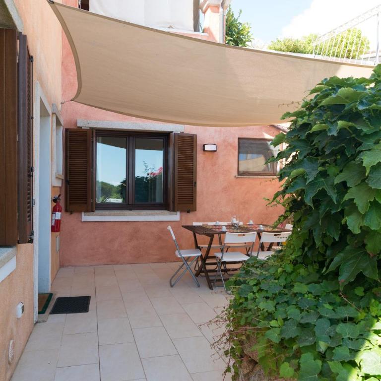 C 102 Puntavilla Mare - Appartamento Deluxe con 2 Camere da Letto e Vista Giardino - 19