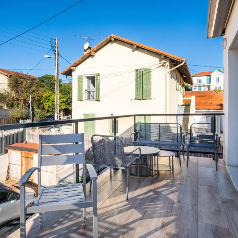 T3 Cros De Cagnes Bord De plage - Two-Bedroom Deluxe Apartment with Garden View - 22