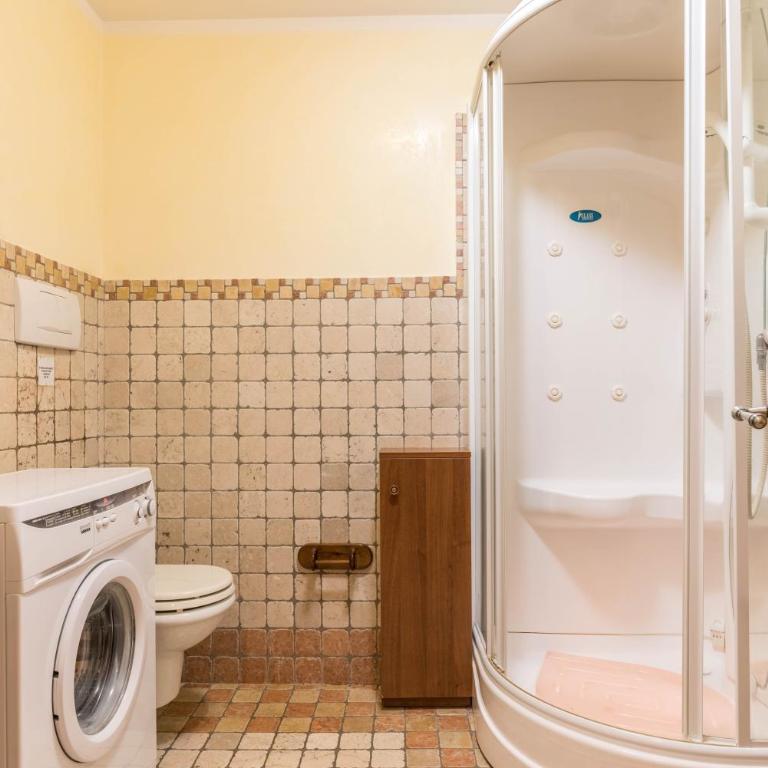 Maso Noce Est - Appartamento con 2 Camere da Letto e con Vista Montagna - 15