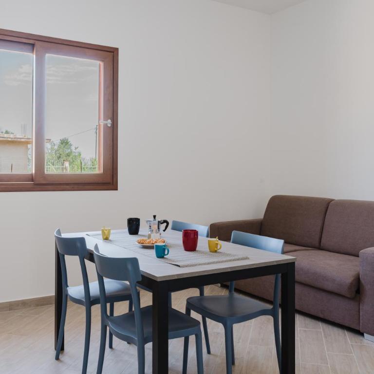 Villa Tramonti - Appartamento Deluxe con 2 Camere da Letto e Vista Giardino - 12